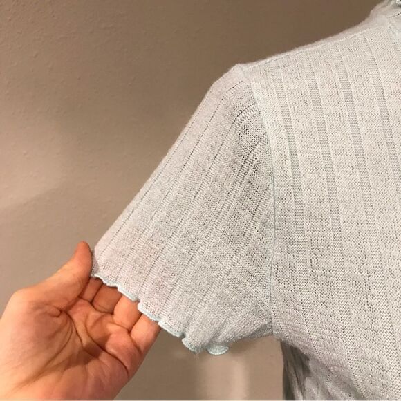 Baby blue button down knit crop sweater - Picture 8 of 11